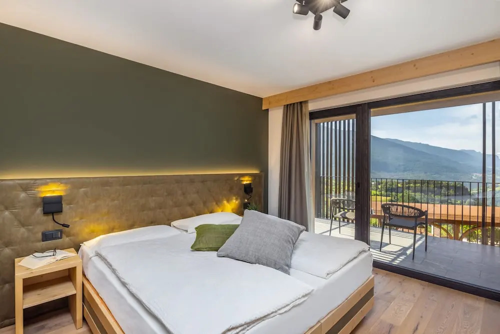 尊爵四人房，配有兩張大床