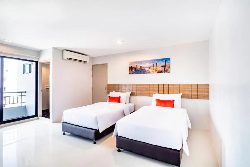 Deluxe Double room (twin beds)