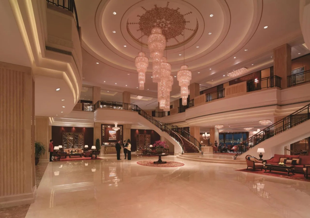 Lobby & Reception