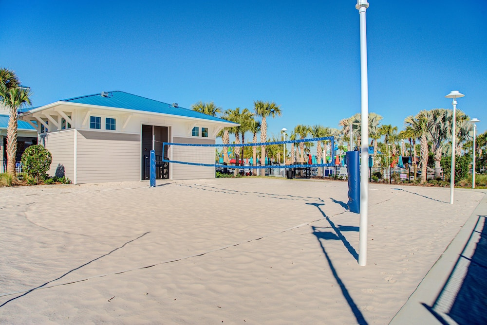 Windsor Island Wonder - Private Pool, Near Theme Parks & new Club House