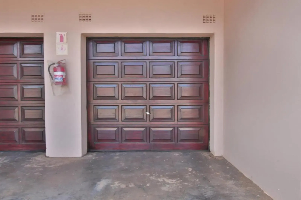 Uvongo Lucian Blue Flag Beach Apartment