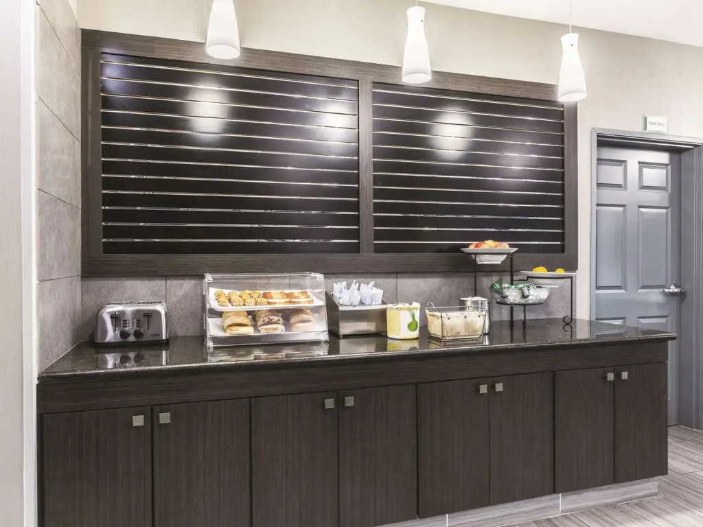 Platinum Inn & Suites Webster - Général