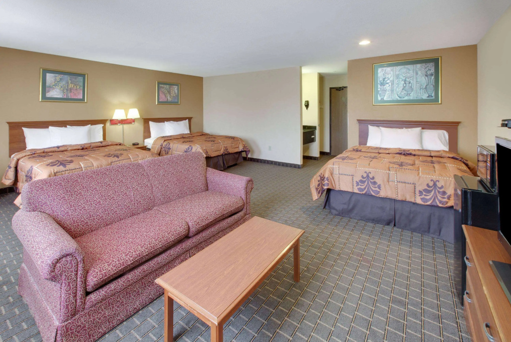 Days Inn by Wyndham Mesquite Rodeo TX — фото