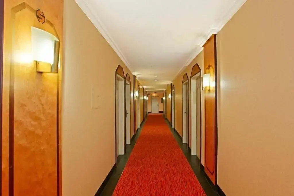 Hotel photo 12