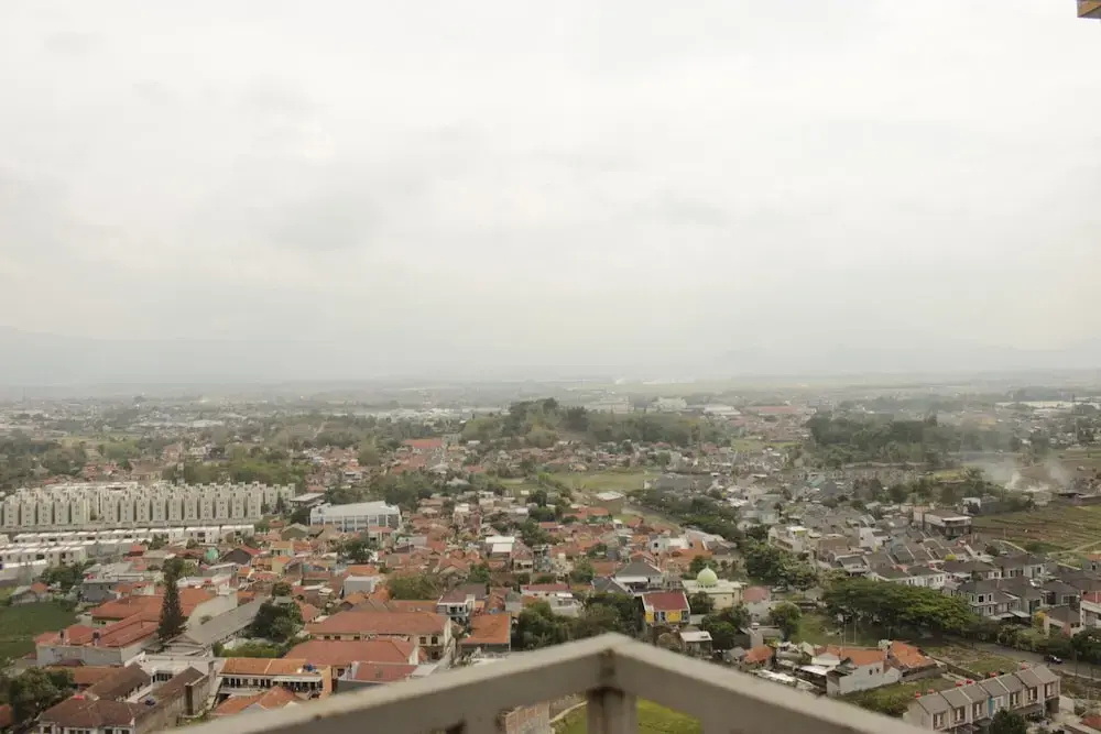 Comfy Studio Apartment Easton Park Residence Jatinangor Near UNPAD