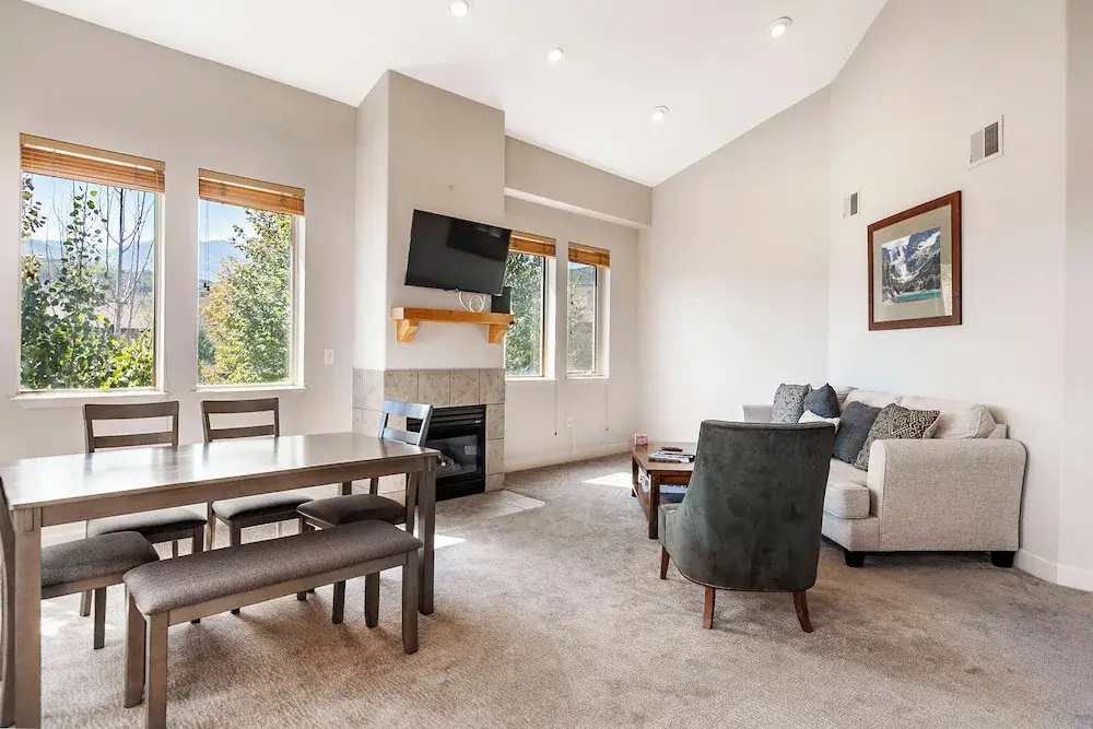 Crestview Condominiums by All Seasons Resort Lodging - Chambres