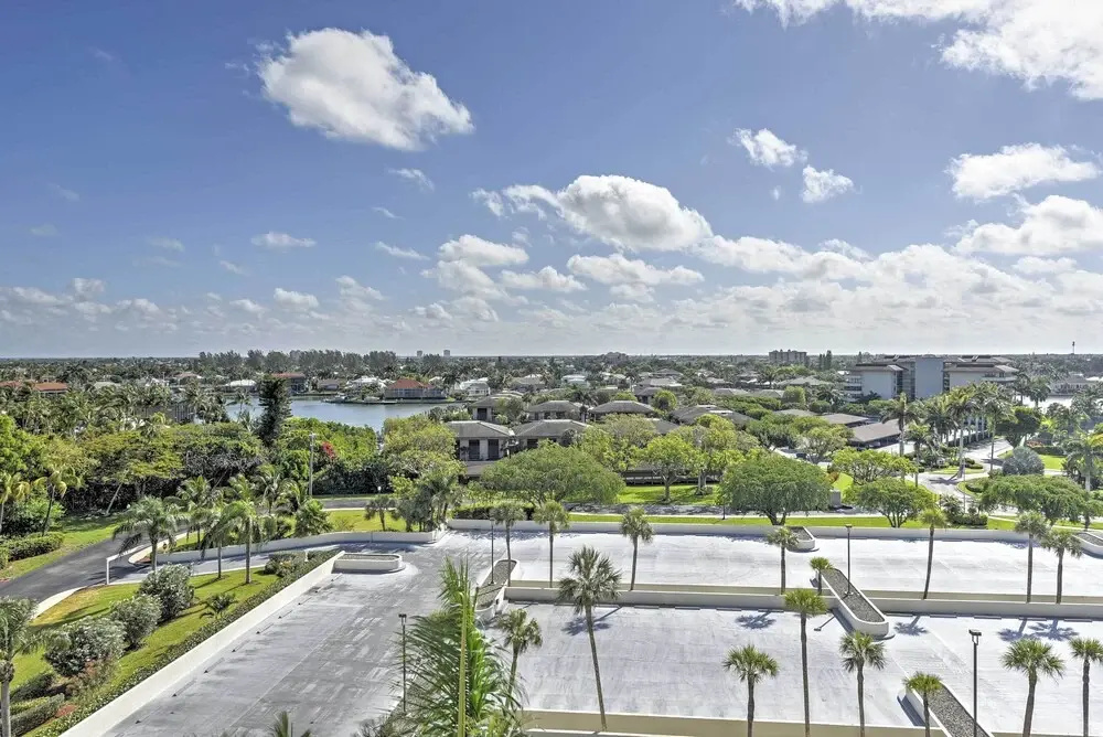 Resort Condo With Balcony & Stunning Ocean Views!