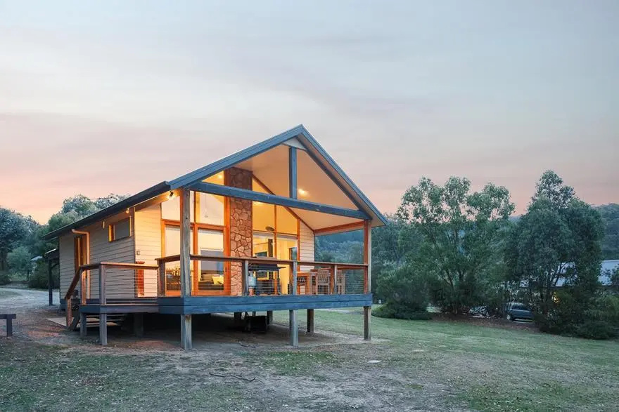4 Bedrooms Cottage