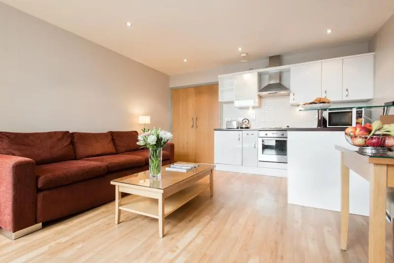 PREMIER SUITES Nottingham - Chambres