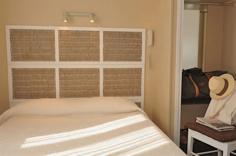 BRIT HOTEL CONFORT CLERIA LORIENT Centre - Chambres