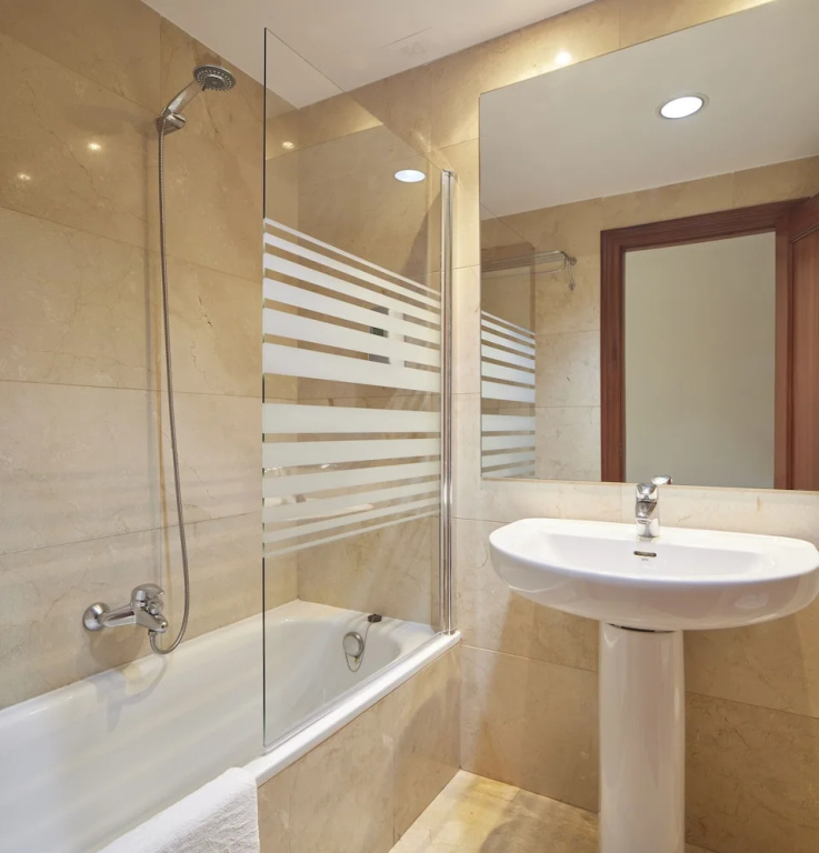 Standard Double Family room (full double bed)