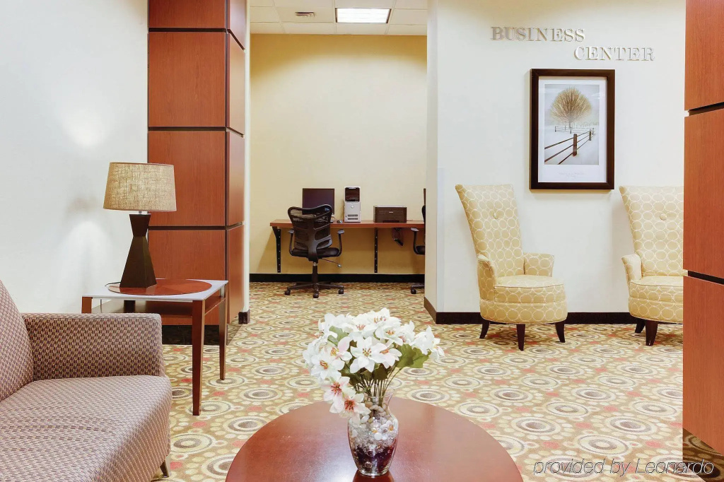 La Quinta Inn & Suites Pittsburgh North - McKnight - Général
