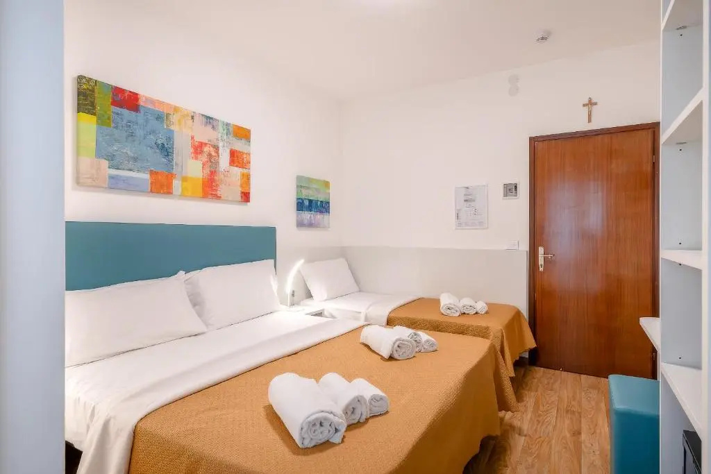 Hotel Royal Garnì - Chambres