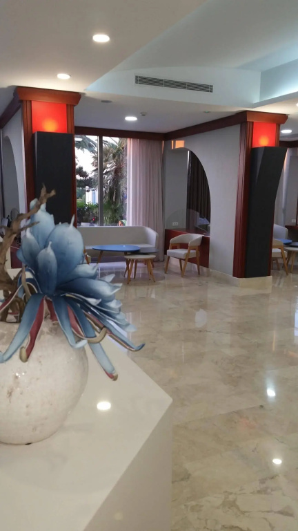 Belair Beach Hotel - Général