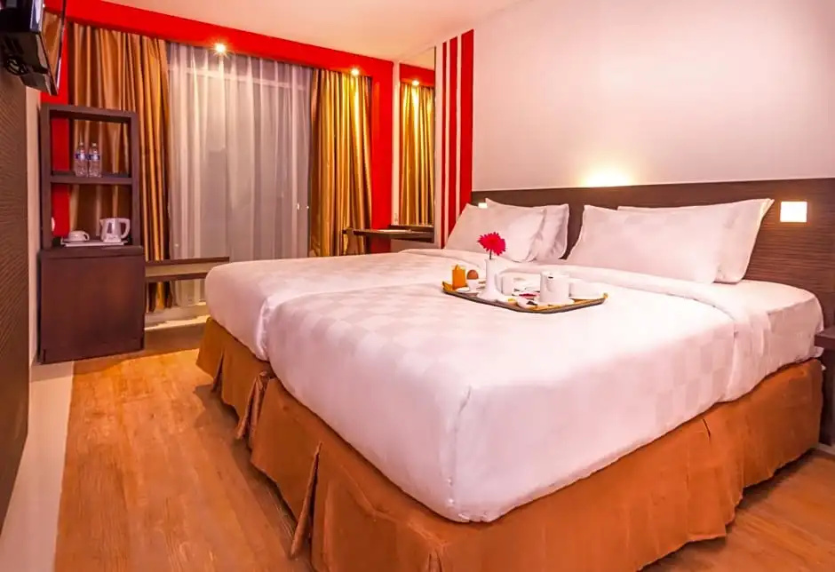 Deluxe Double room (twin beds)