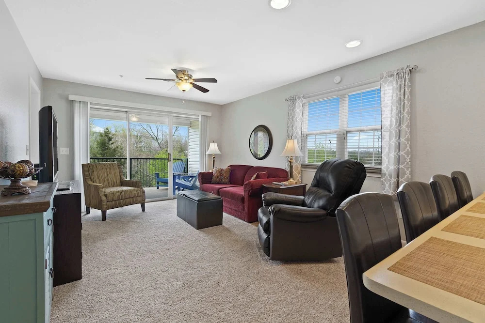 Standard room with balcony and with garden view