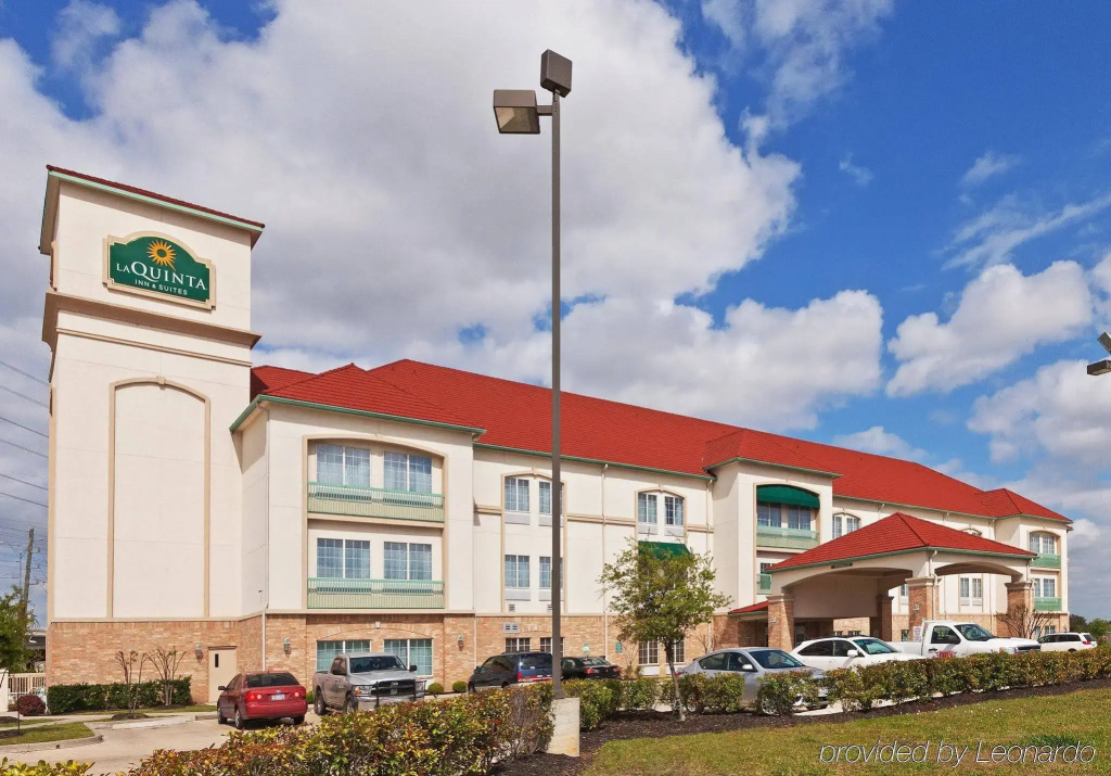 La Quinta Inn & Suites by Wyndham Houston - Westchase