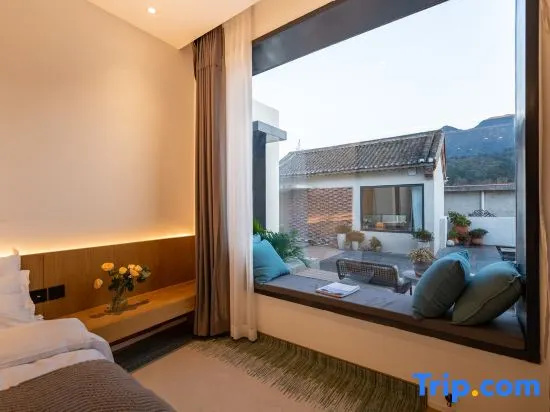 3 Bedrooms Standard room