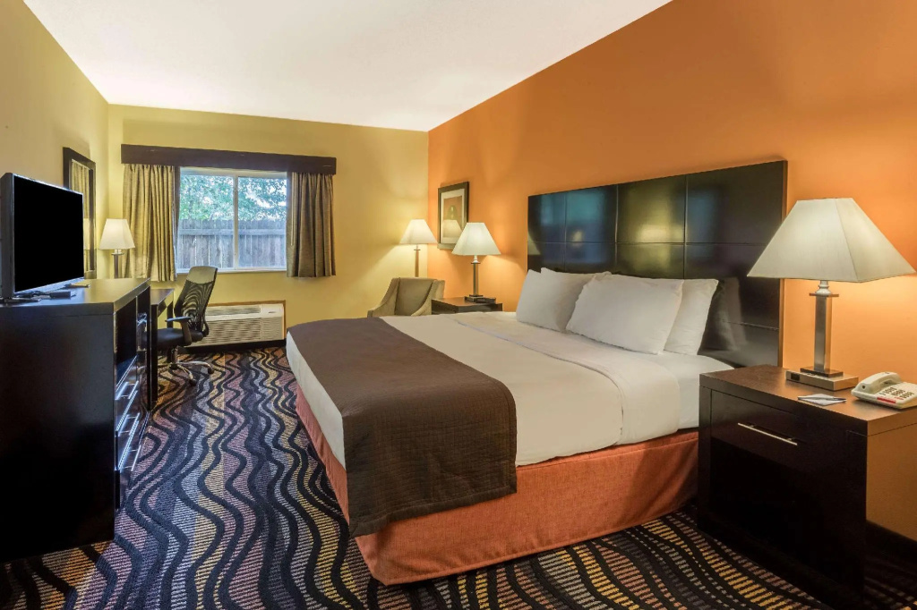 AmericInn by Wyndham Streator - Chambres
