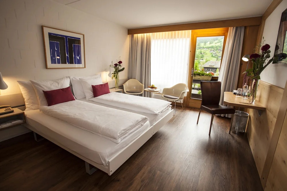 Hotel Kreuz Lenk - Chambres