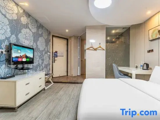Premium Double room (full double bed)