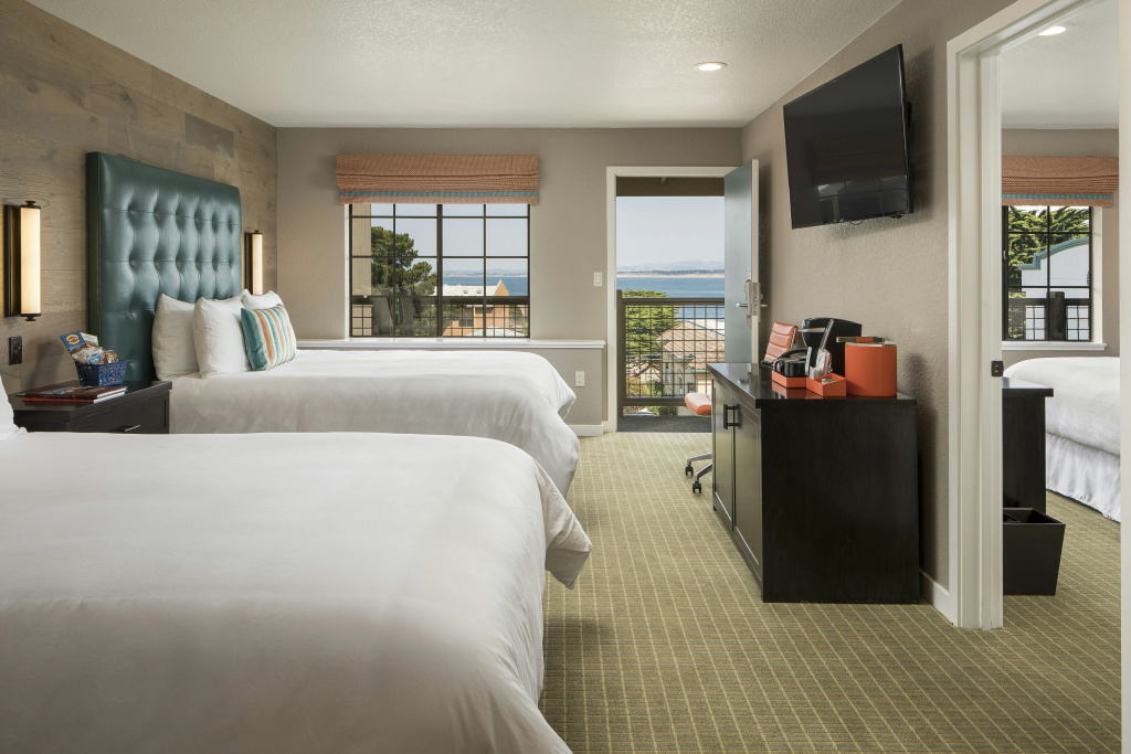 Wave Street Inn — 3