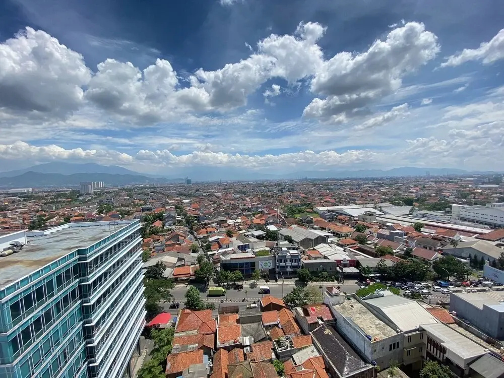 Spacious 2Br Apartment At Newton Residence