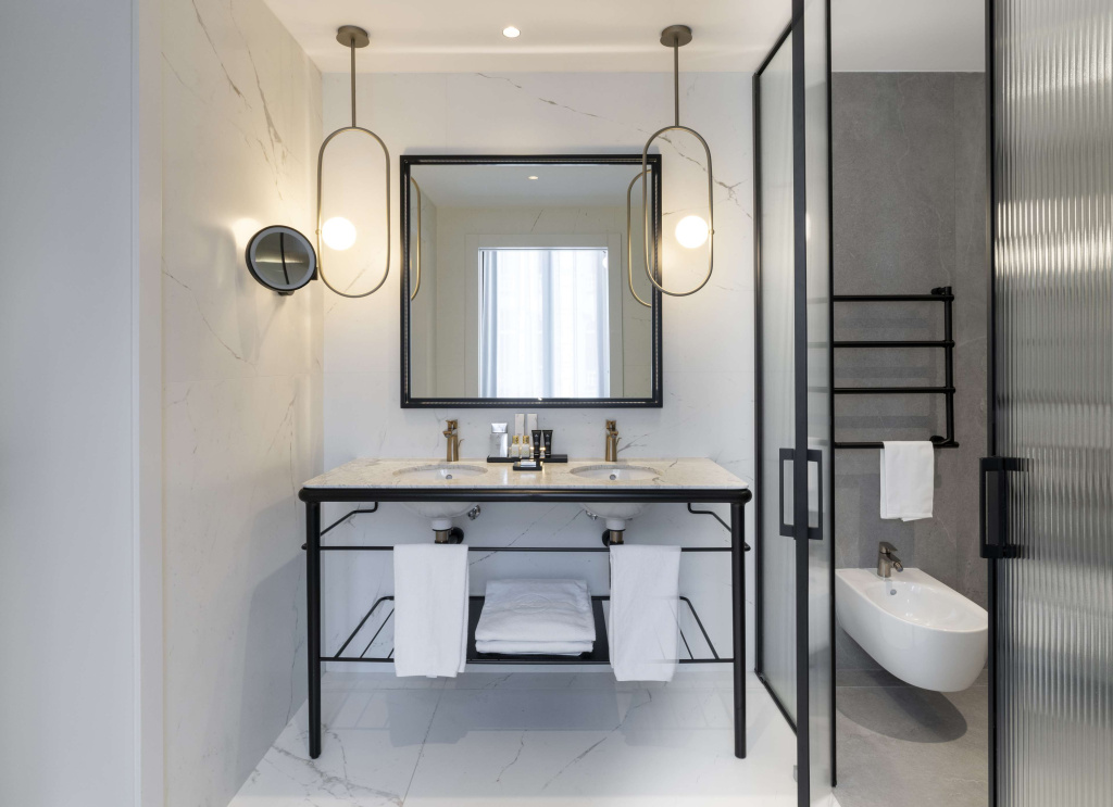 Superior room