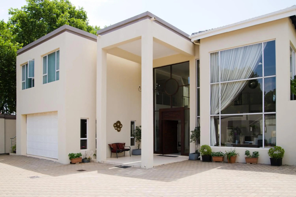 The Houghton Villa