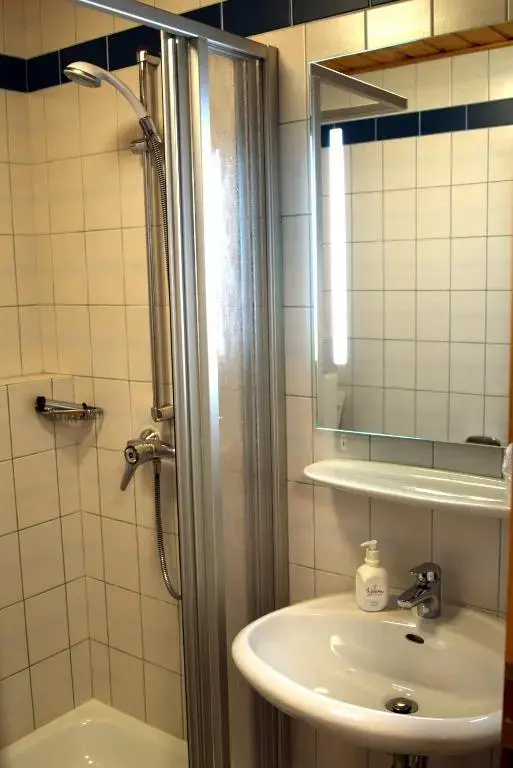 Hotel Gasthof Zum Löwen - Chambres