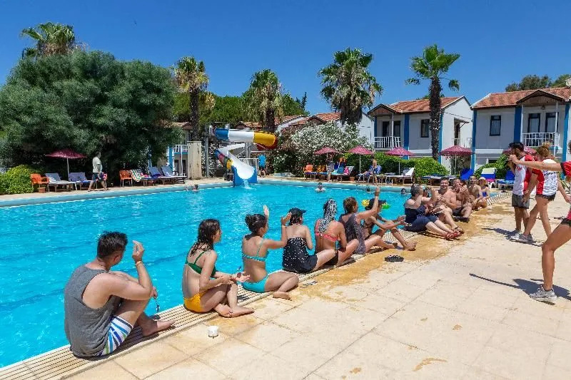 Santa Family Club Hotel - Général