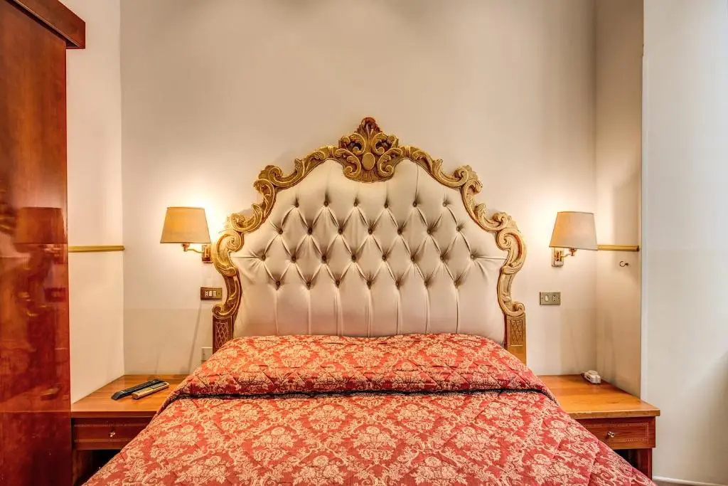 Standard Double room (full double bed)