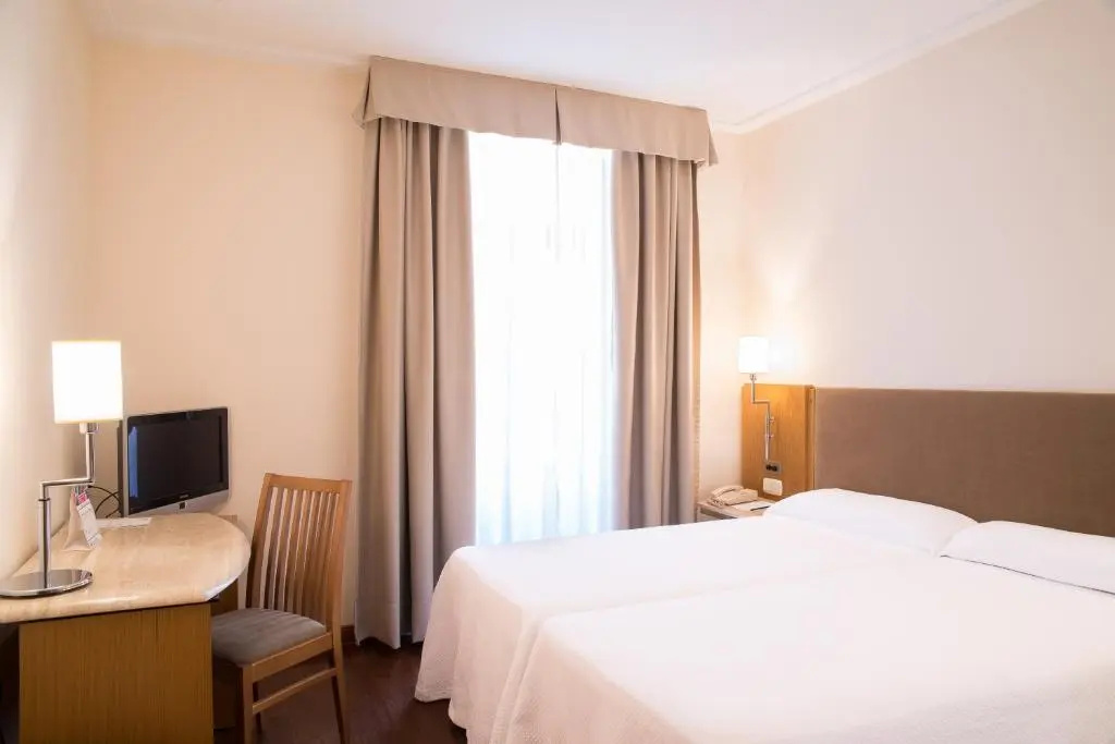 Superior Double room (full double bed)