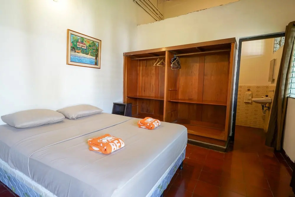 Comfort room