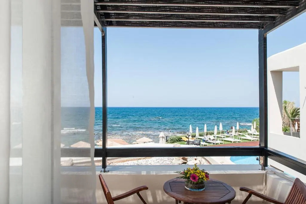 Studio with sea view