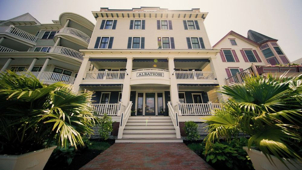 Hotel Albatross