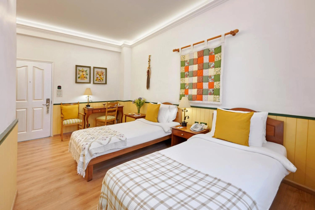 The Gordon House Hotel in Mumbai