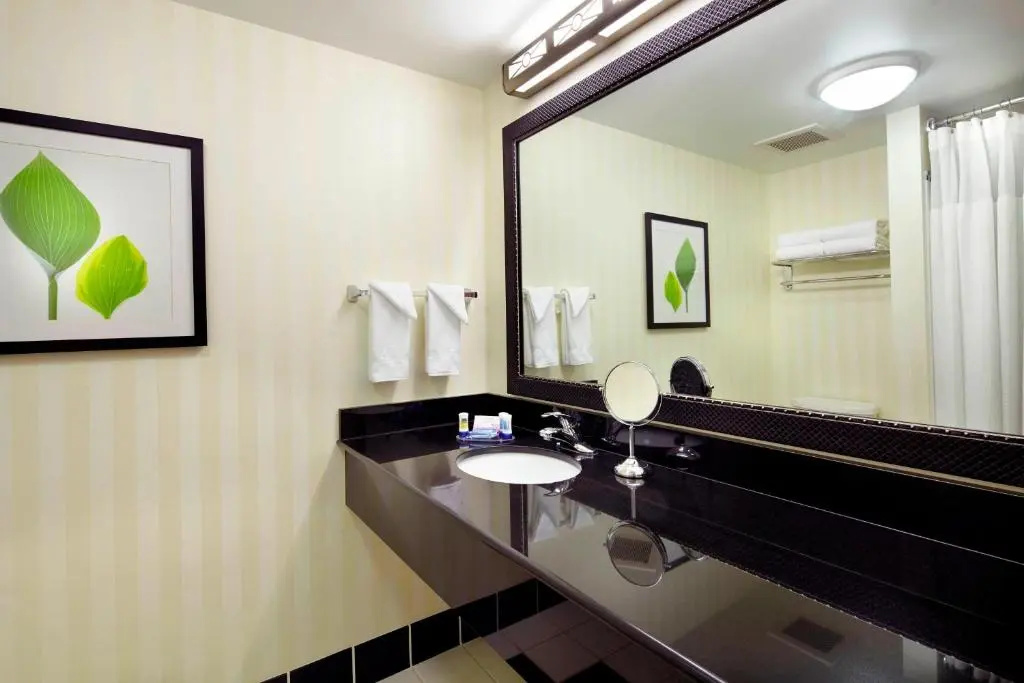 Fairfield Inn & Suites by Marriott Pittsburgh Neville Island - Chambres