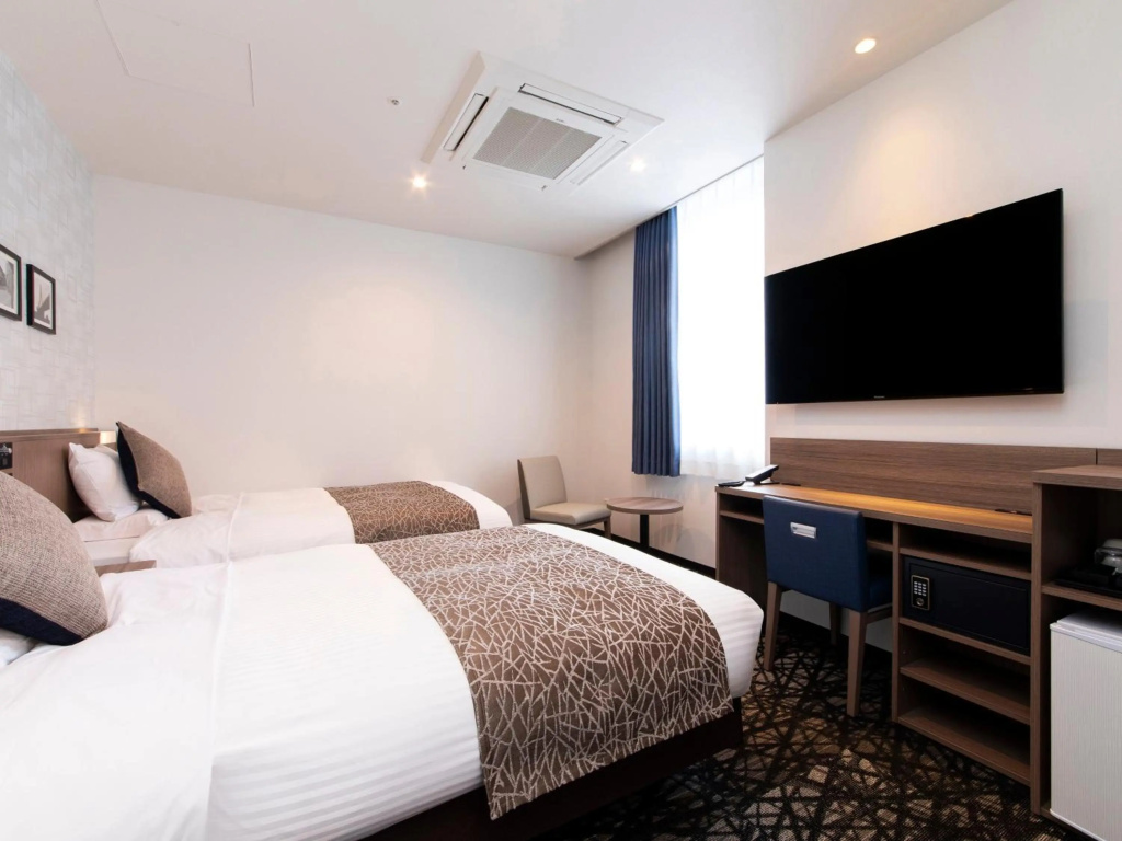 Hotel Mystays Aomori Station — 4