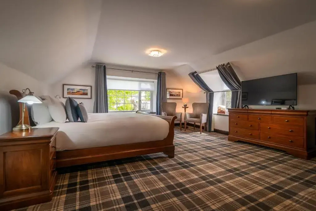 Edinbane Lodge by null