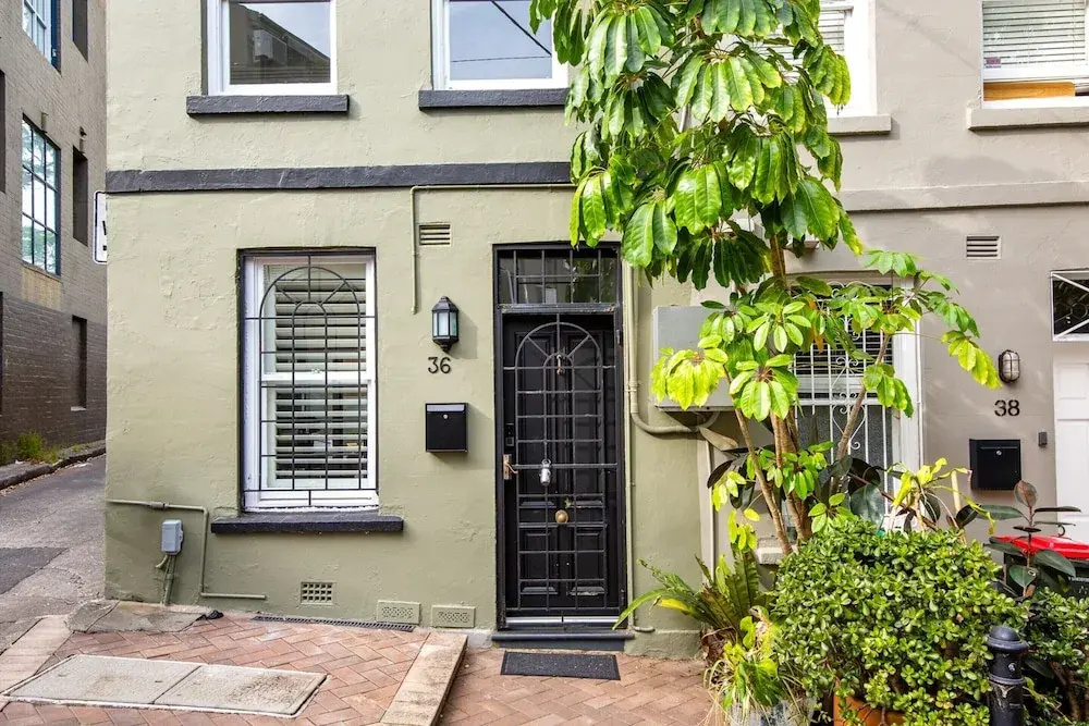 Charming 2-bed Terrace in the Heart of Surry Hills