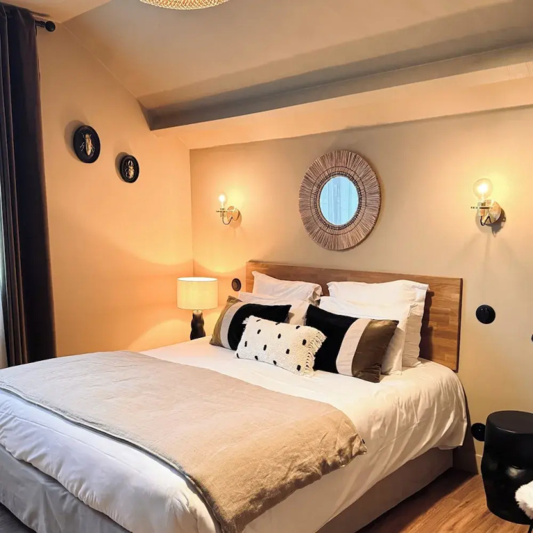 Comfort Double room (full double bed)
