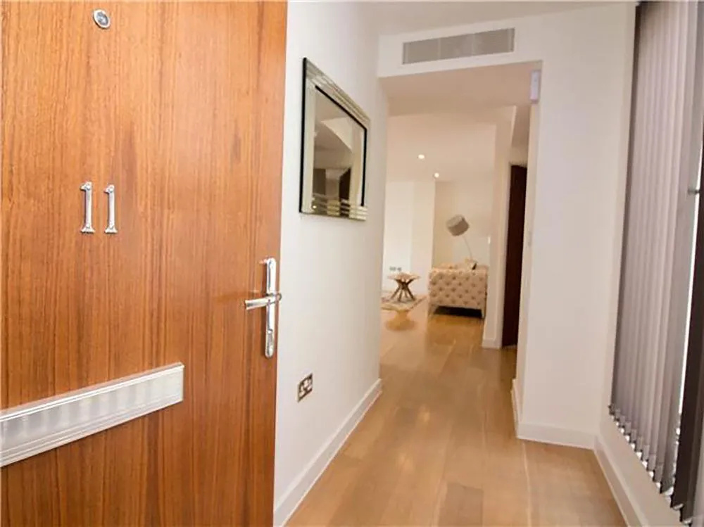 Diamond - Marsham City Apartment