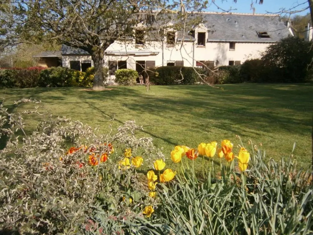 Gîte Thoiré-sur-Dinan, 7 pièces, 14 personnes - FR-1-410-337