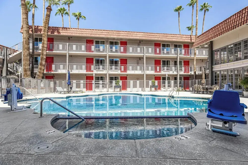 Hotel photo 13
