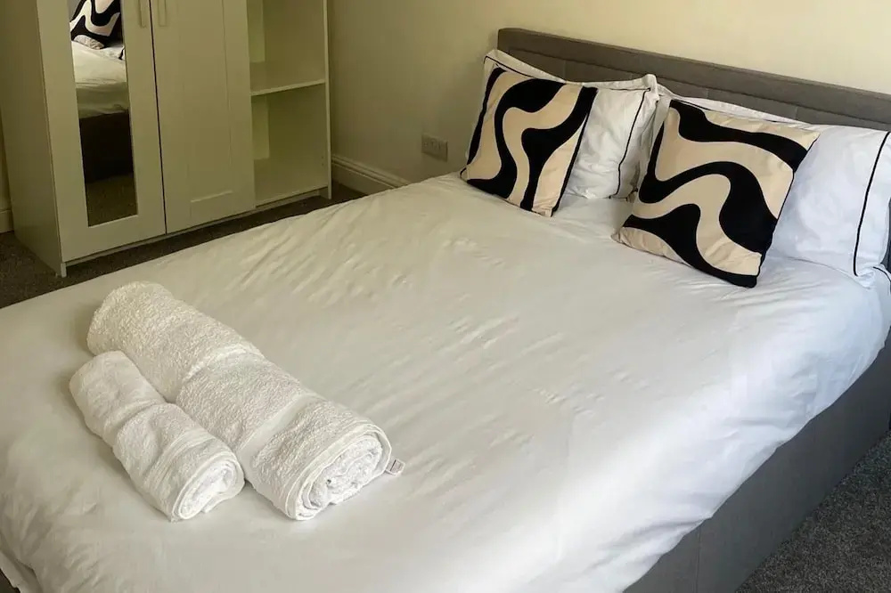 Privategarden- Freeparking- wd- 2br- Wifi
