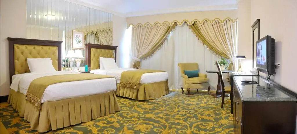 Double Luxury Junior Suite (twin beds)