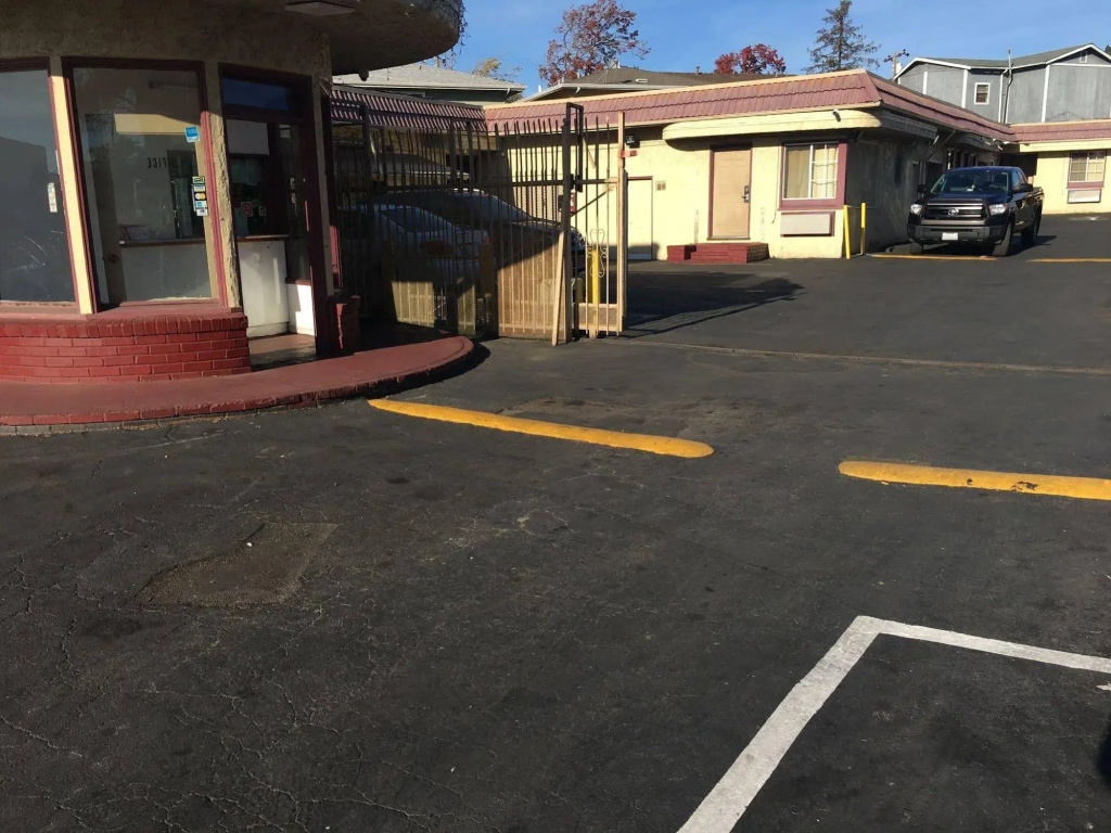 Harris Motel