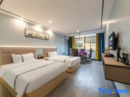 Deluxe Double room (twin beds)