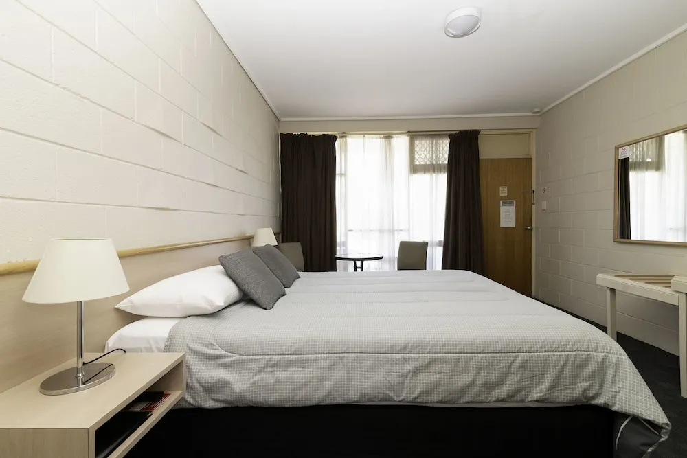 Standard Double room with balcony (full double bed)
